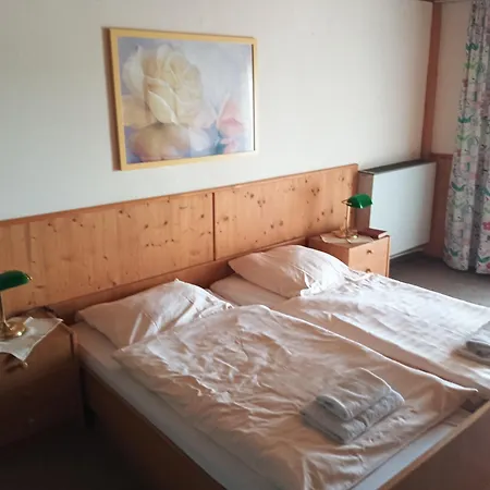 Landgasthof Purkering Тростберг-ан-дер-Альц